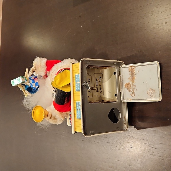 1960 Deluxe Animated Battery & Coin Operated Santa Bank. In the box - Picture 10 of 17